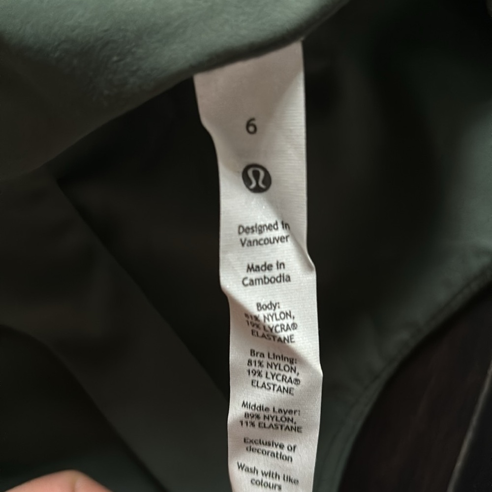 LULULEMON ALIGN TANK HIGH NECK TANK IN DARK FORREST SZ 6 NWT - Picture 7 of 7